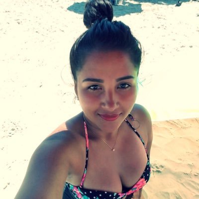 Profile Picture of Astrid Alvarado (@astridalvarado2) on Twitter