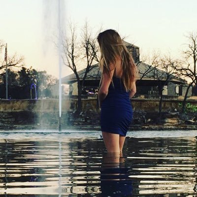 Profile Picture of Shayna Gonzalez (@ShaynaG68245085) on Twitter