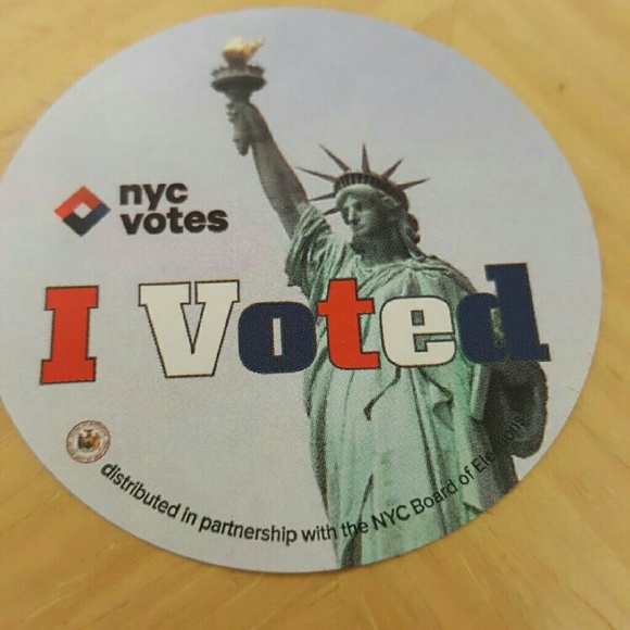 Profile Picture of Kerron Roper (@rocksta) on Poshmark