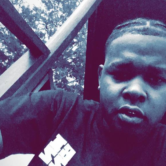 Profile Picture of Kenneth Wayne (@kennethwayne08) on Poshmark