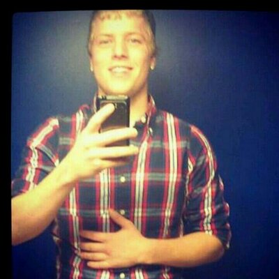 Profile Picture of Bryan Denney (@19Denney) on Twitter