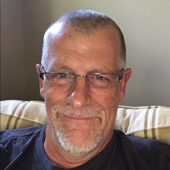 Profile Picture of John Dix (@johnwdix) on Poshmark