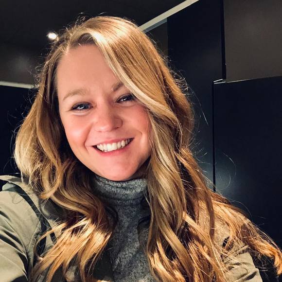 Profile Picture of Lauren Lamontagne (@l_lamontagne) on Poshmark