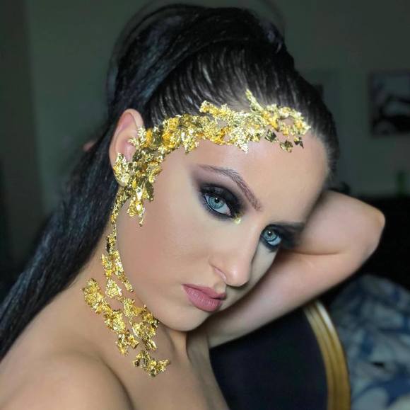 Profile Picture of Sarah Omar (@sarahomar2014) on Poshmark