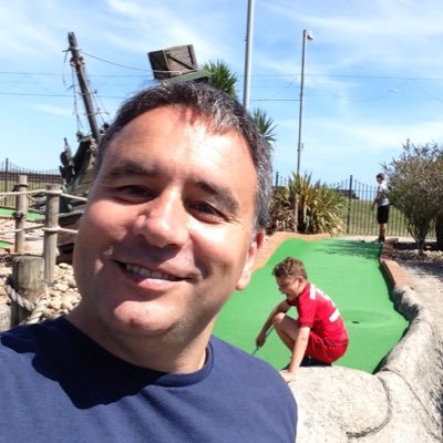 Profile Picture of Nick Edgell (@LastLapLegend) on Twitter