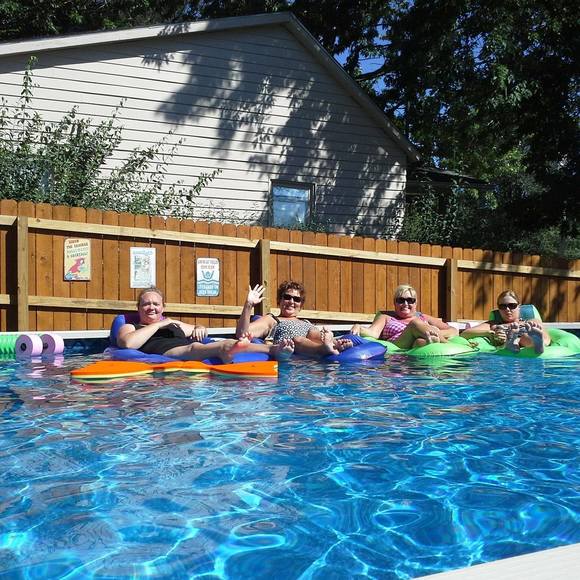 Profile Picture of Patti Herschberger (@pattih1120) on Poshmark