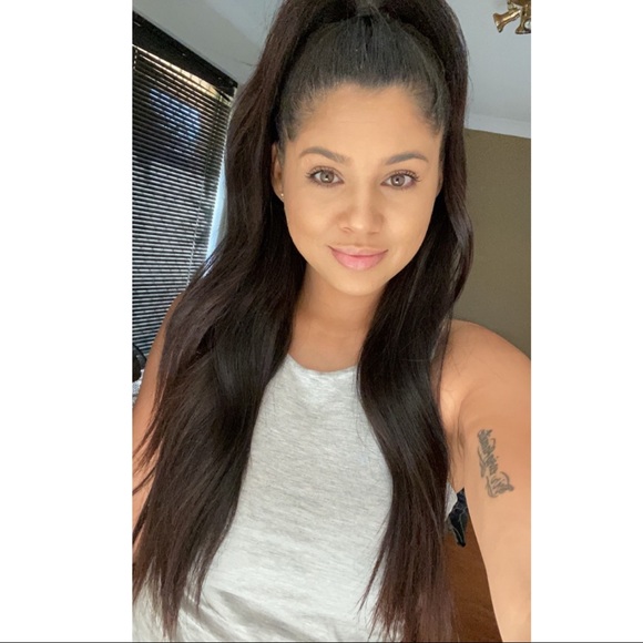 Profile Picture of Nizz Julius (@s_julius93) on Poshmark