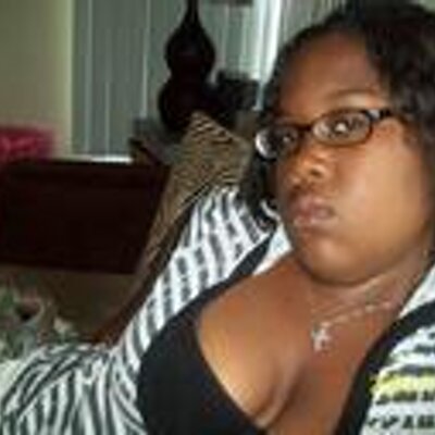 Profile Picture of Jasmine Hobson (@spraggins24) on Twitter