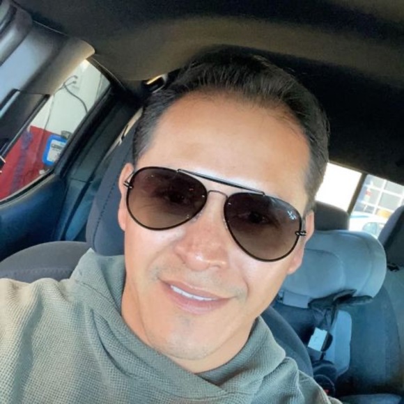 Profile Picture of Jose Hernandez mayo (@jose4161) on Poshmark