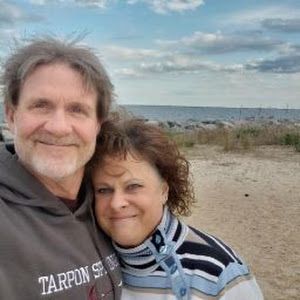 Profile Picture of darreneddy1 (@darreneddy1) on Tiktok