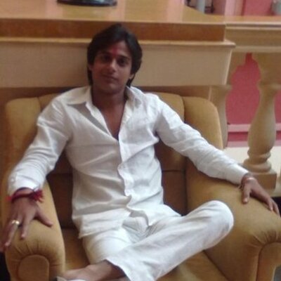 Profile Picture of Anand Dixit (@ananddixit1) on Twitter
