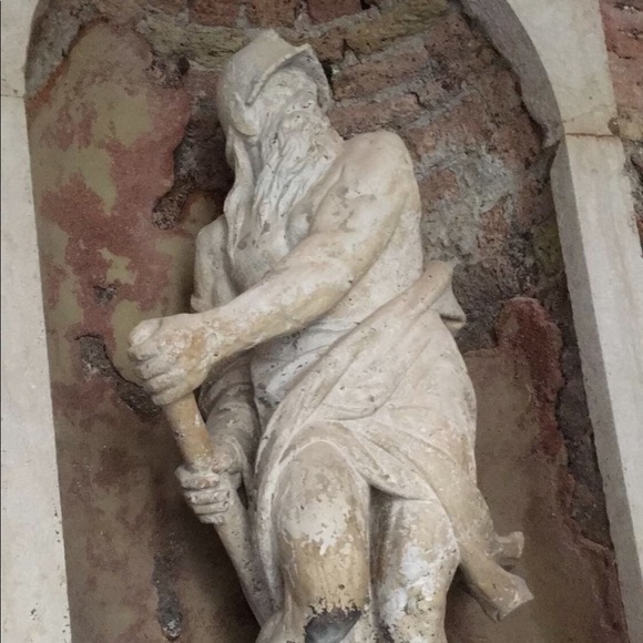 Profile Picture of Alex Fontes (@chiefshaman) on Poshmark