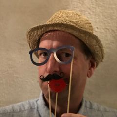 Profile Picture of peterathans (@peterathans) on Tiktok