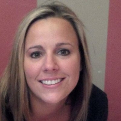 Profile Picture of Julia Temple (@julia_temple) on Twitter