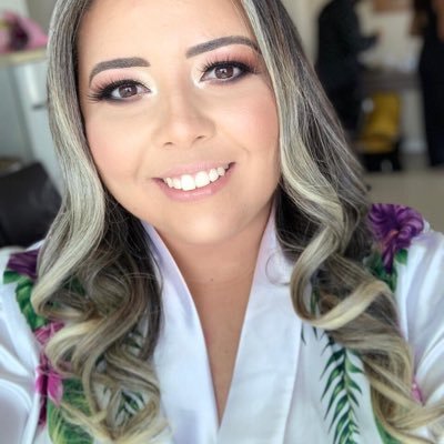 Profile Picture of Paula Clapp (@clappaula) on Twitter