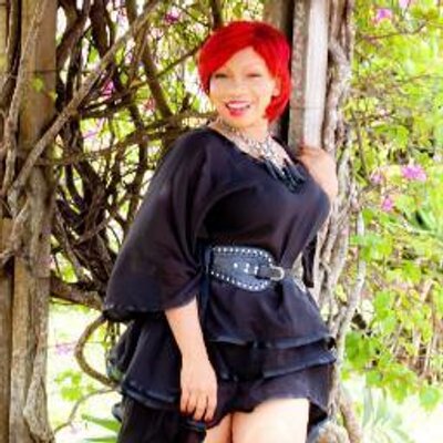 Profile Picture of Sonia Noel (@SNoelDesigns) on Twitter