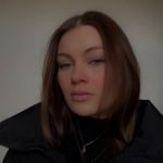 Profile Picture of Caroline (@caro.krms) on Instagram