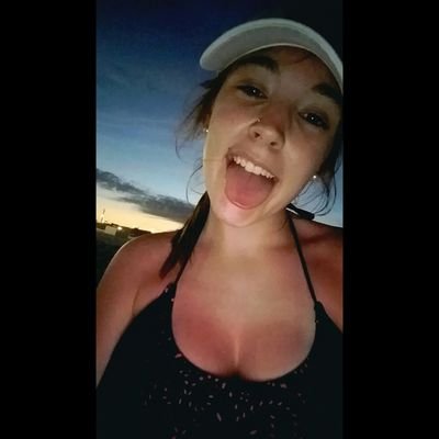 Profile Picture of Haley Owens (@haleyowens323) on Twitter