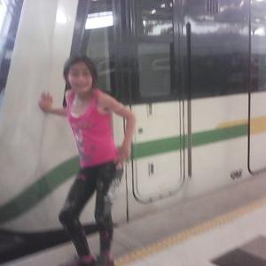 Profile Picture of Lorena Bedolla (@d834906865b2472) on Twitter