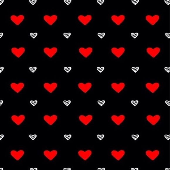 Profile Picture of Amanda Dahdah (@minky1013) on Poshmark