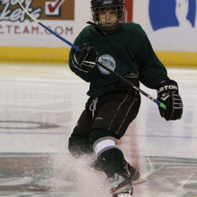 Profile Picture of Tyler McCutchen (@hockeytyler3) on Twitter