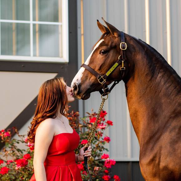 Profile Picture of Kayla Briskey (@kayla_briskey) on Poshmark