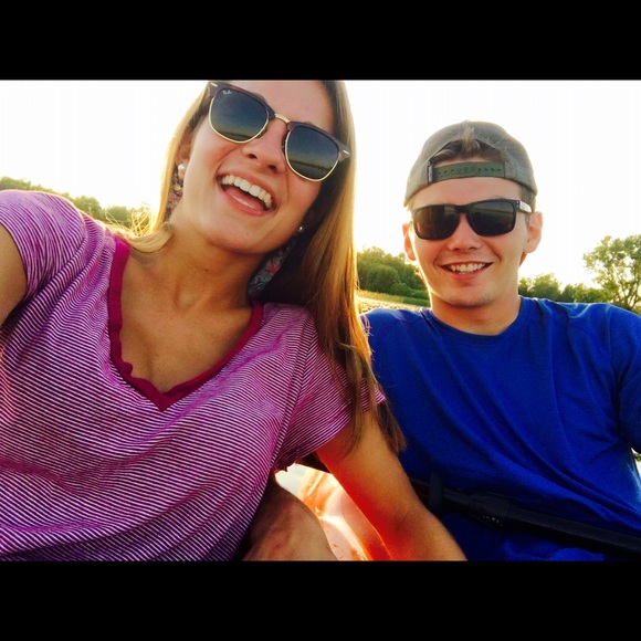 Profile Picture of Kaleigh Goulette (@kgoulette) on Poshmark