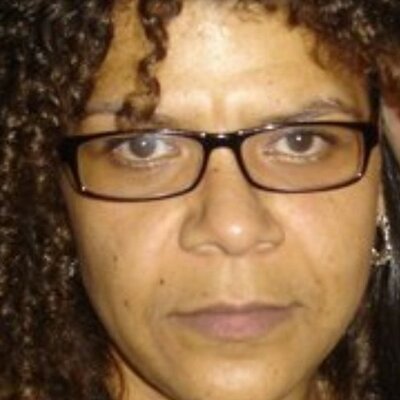 Profile Picture of Deborah Walcott (@Debeedubz) on Twitter