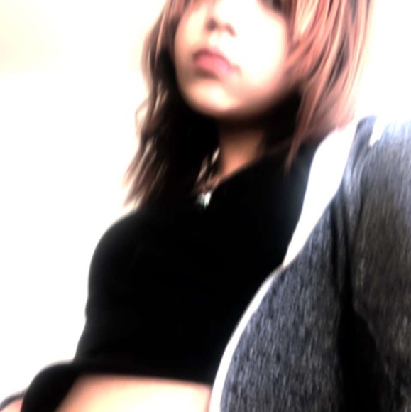 Profile Picture of Bailey Haskell (@haskellbailey06) on Poshmark