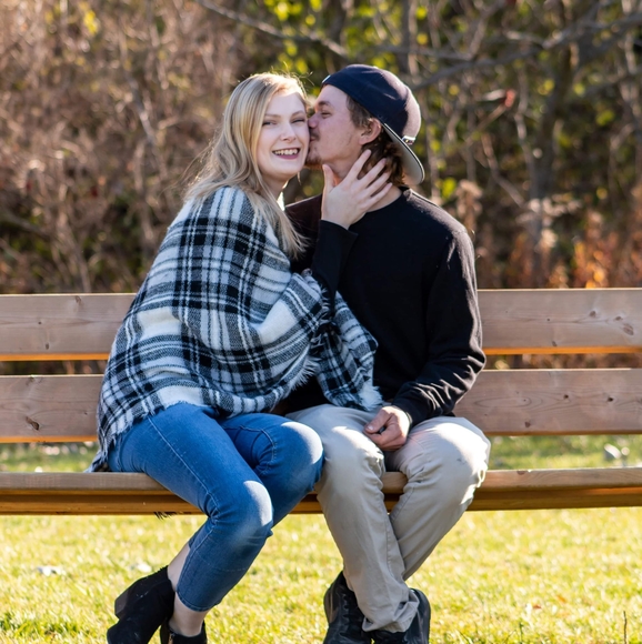 Profile Picture of Kaiti Egley (@kaitiegley) on Poshmark