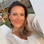 Profile Picture of Julie Jacobson (@healthy.selfies) on Instagram