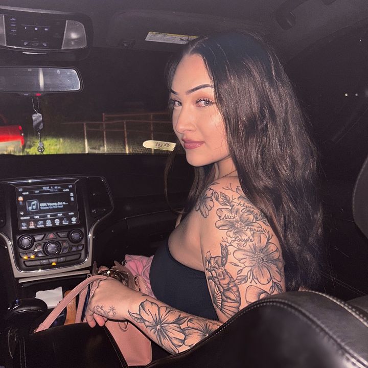 Profile Picture of Jess🥀 (@jessicagaoupu) on Tiktok