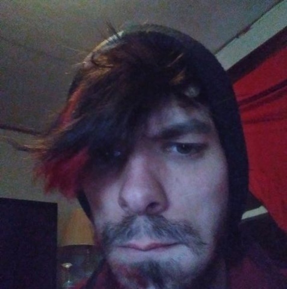 Profile Picture of Michael Hoff (@michaelhoff025) on Poshmark