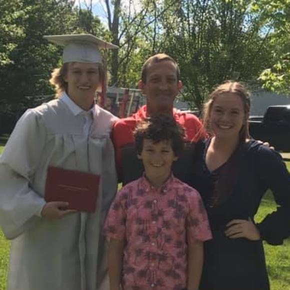 Profile Picture of Josh Stranges (@joshstranges) on Poshmark