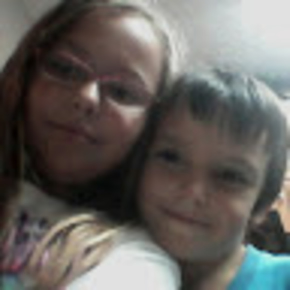 Profile Picture of Jayleigh Swafford (@karlaswafford73) on Poshmark