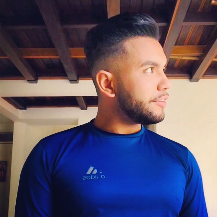 Profile Picture of leonardo vera (@leonardovera03) on Tiktok