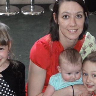 Profile Picture of Stephanie A Hannon (@stretchmomma) on Facebook