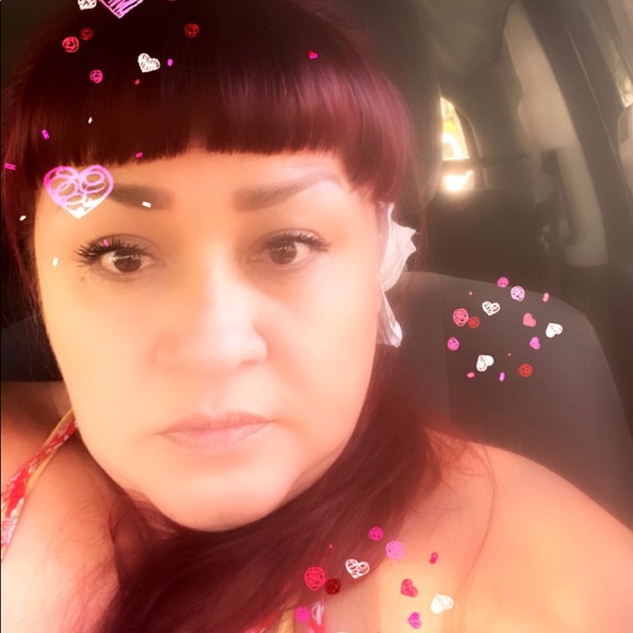 Profile Picture of Katherine Cortez (@cortezfam88) on Poshmark
