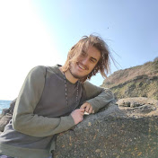 Profile Picture of Toby Jones (@tobers_j) on Youtube