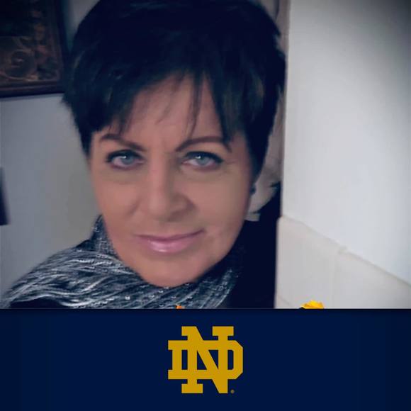 Profile Picture of Jeanne Verdone (@jeanneverdone) on Poshmark