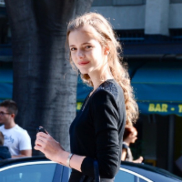 Sam Frosh - Poshmark Profile Picture of Sam Frosh (@scottkyvizj123) on Poshmark