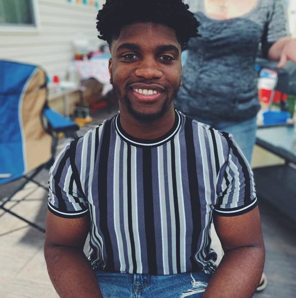 Profile Picture of Sherby Hector (@sherbyhector) on Poshmark