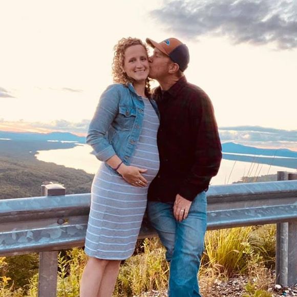 Profile Picture of Colin Anderson (@colinnakhv) on Poshmark