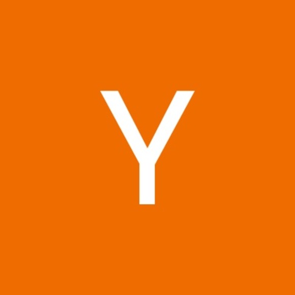 Profile Picture of Yukenthiny Yugarajan (@yukenthinyy) on Poshmark
