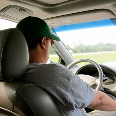 Profile Picture of Mark Lussier (@MarkLussier_) on Twitter