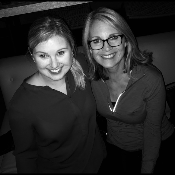 Profile Picture of Robin Hennum (@rjhennum) on Poshmark