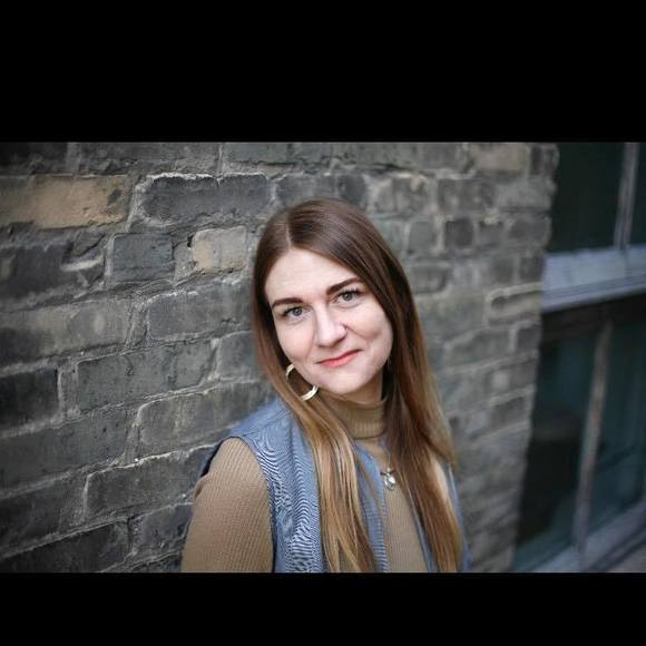 Profile Picture of Karissa Drewlo (@karissadrewlo) on Poshmark