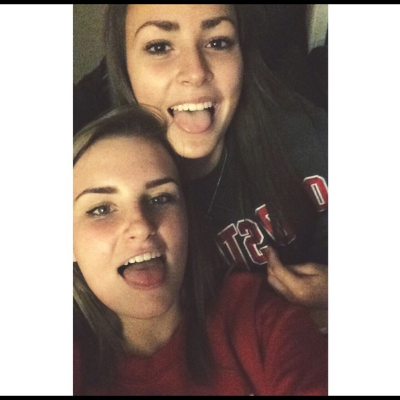 Profile Picture of Kylee Schramm (@kyleeschramm) on Poshmark