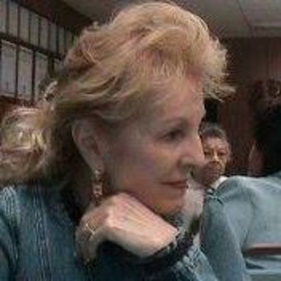 Profile Picture of Katherine Zrubek (@kzrubek) on Poshmark