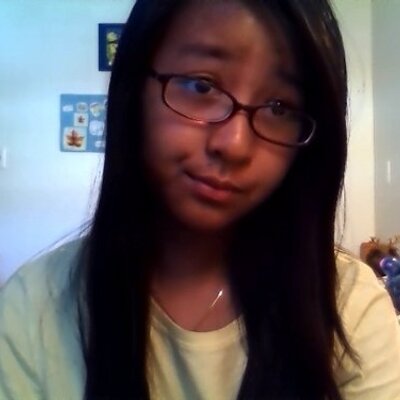 Profile Picture of Paula Lay (@PaulaIsWanted) on Twitter